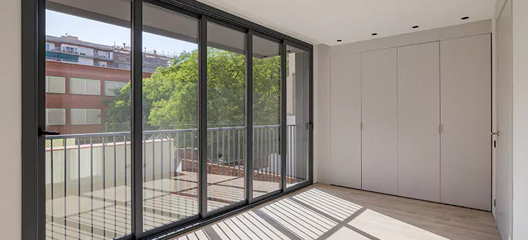 Aluminum Glazed Window Installation in Parkland, FL
