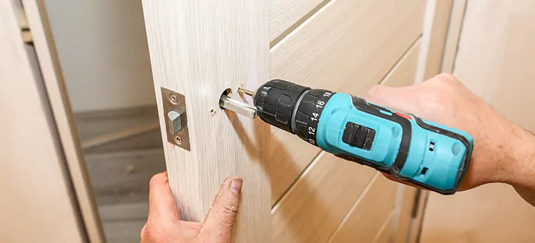 Old Door Knob Repair in Parkland, FL