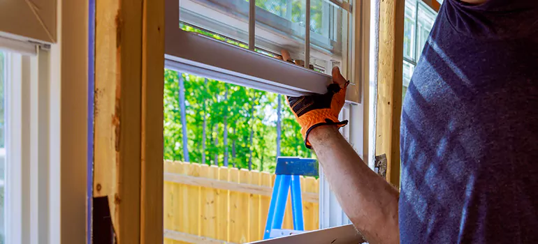 >Bay Window Curtain Rail Track in Parkland, FL